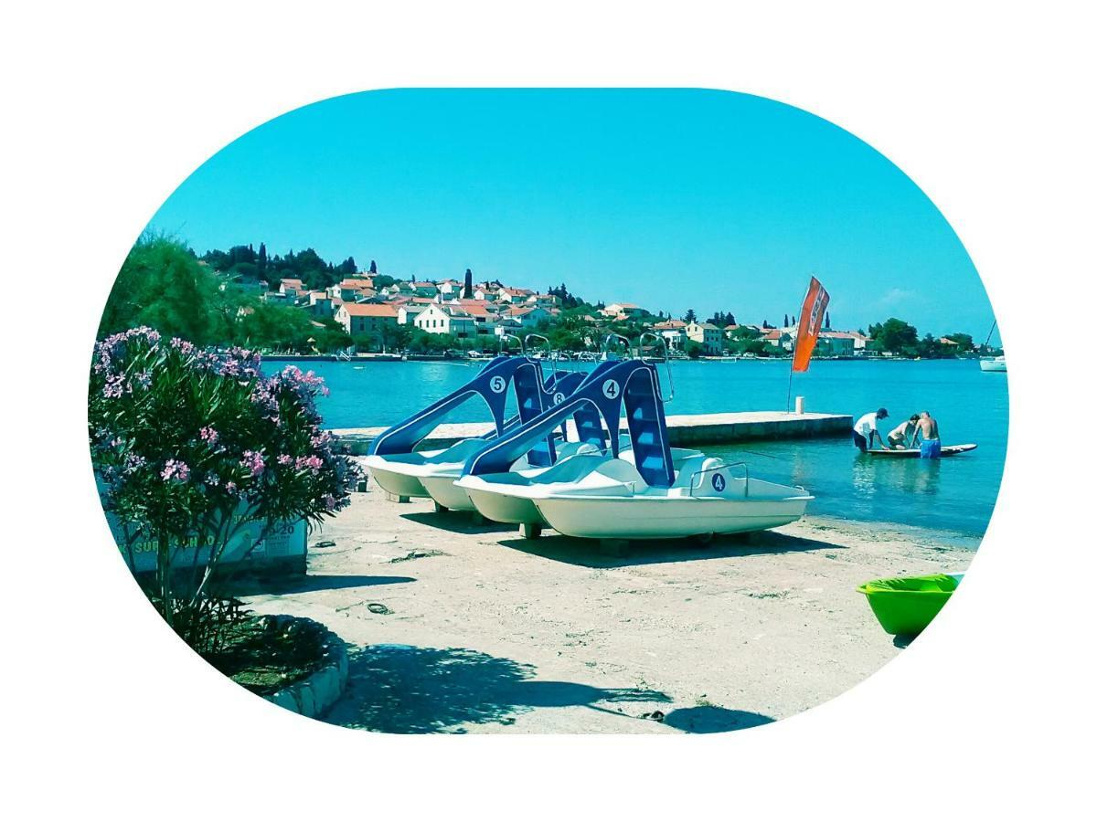 Podvrsina1A Rosa Villa Preko Luaran gambar