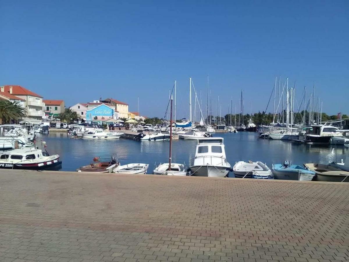 Podvrsina1A Rosa Villa Preko Luaran gambar